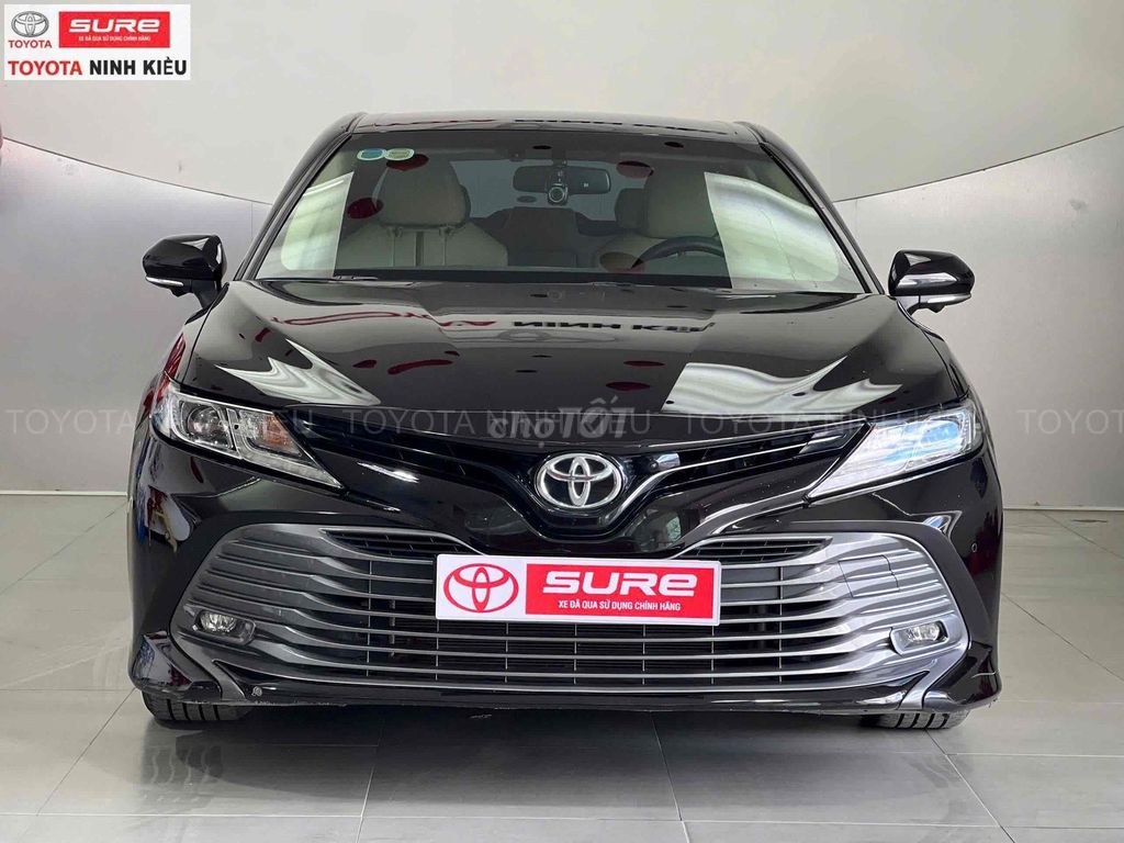Toyota Camry 2020 - ảnh 1