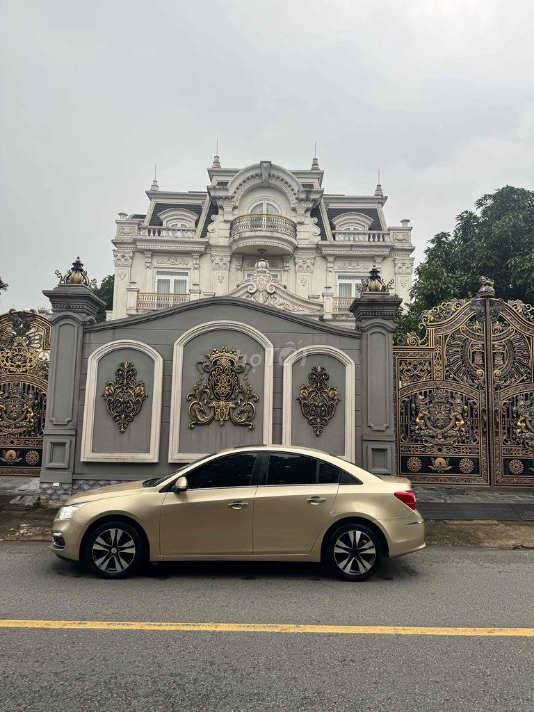 Chevrolet Cruze 2015 - ảnh 1
