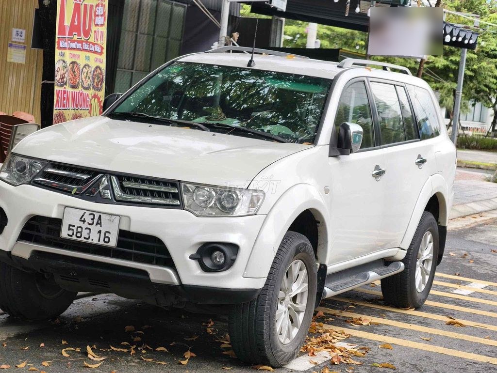 Mitsubishi Pajero Sport 2016 - ảnh 2