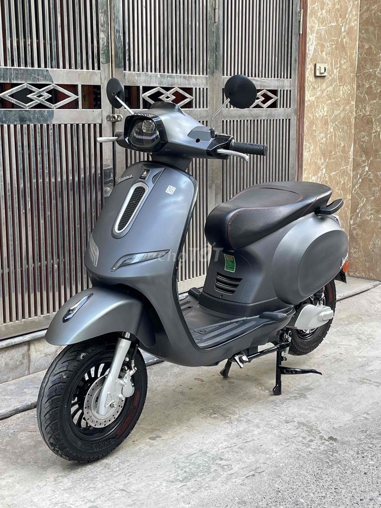 Vespa 2025 - ảnh 1