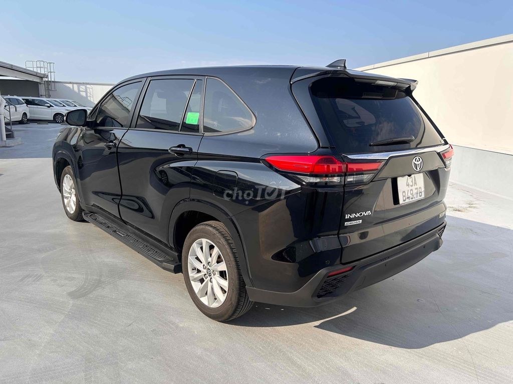 Toyota Innova Cross 2024 - ảnh 3