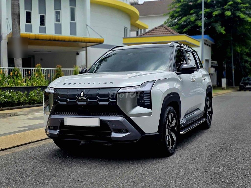 Mitsubishi Dòng khác 2026 - ảnh 2