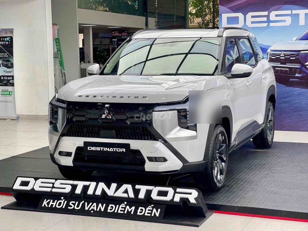 Mitsubishi Destinator 2026 - ảnh 1