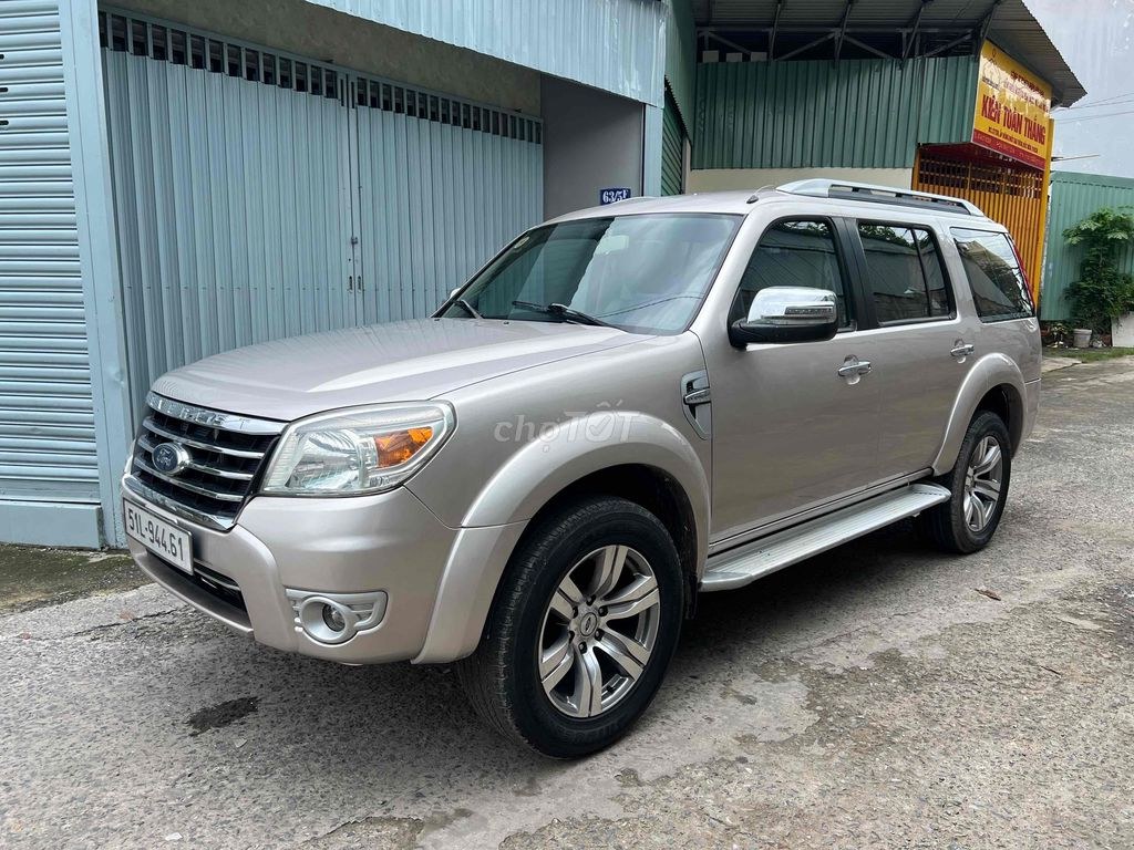 Ford Everest 2009 - ảnh 1