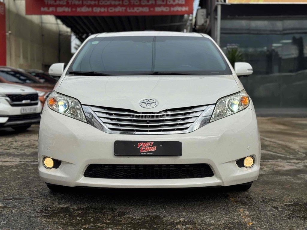 Toyota Sienna 2014 - ảnh 1