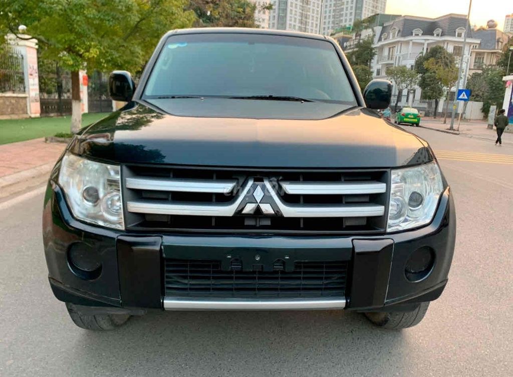 Mitsubishi Pajero 2008 - ảnh 1