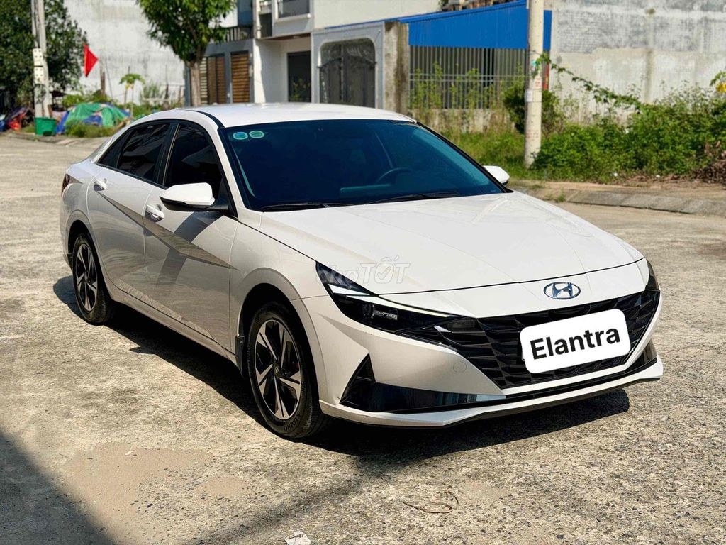 Hyundai Elantra 2024 - ảnh 2