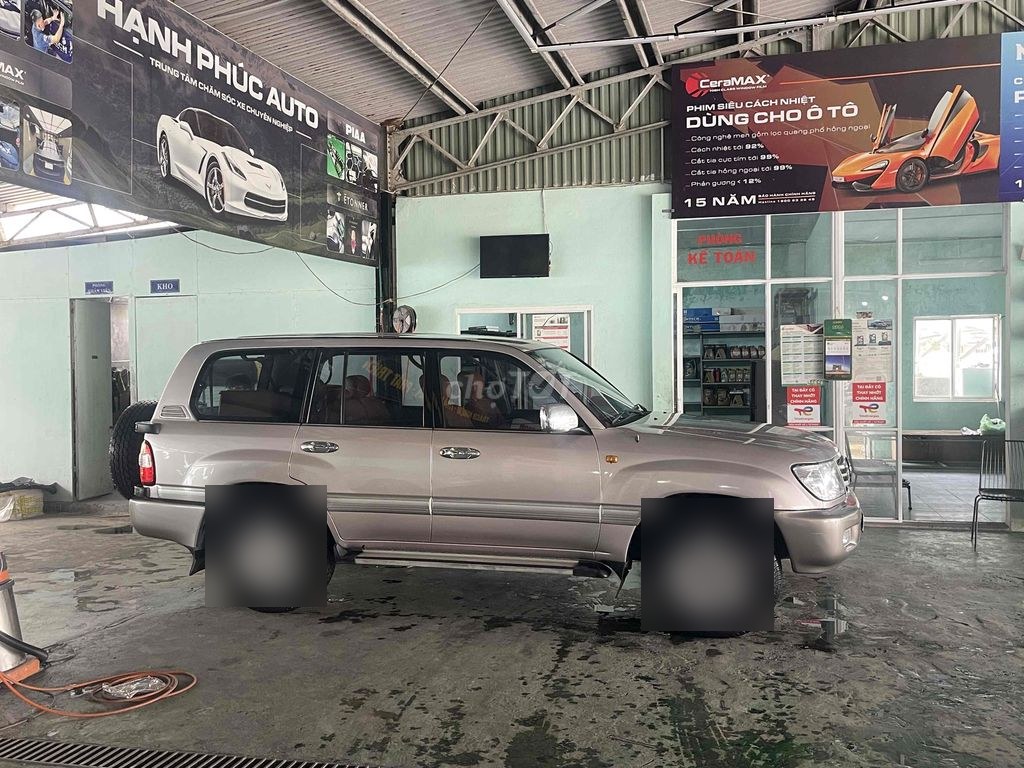 Toyota Land Cruiser 2001 - ảnh 1