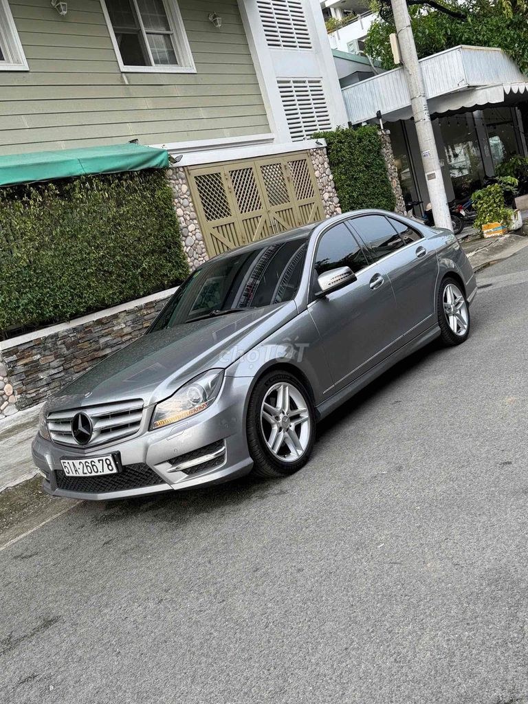 Mercedes Benz C Class 2011 - ảnh 3