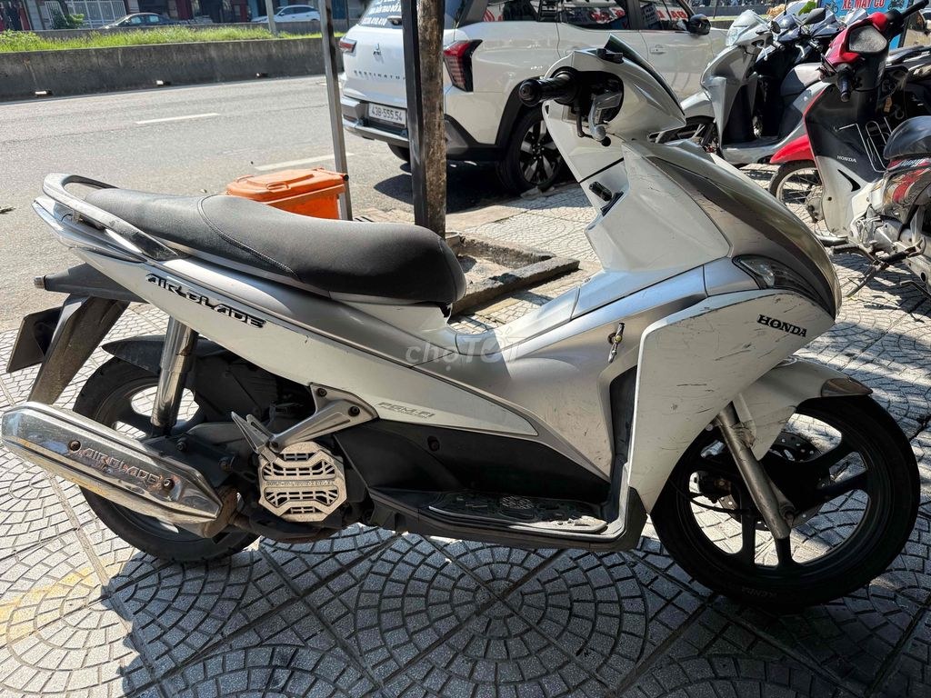 Honda 2011 - ảnh 1