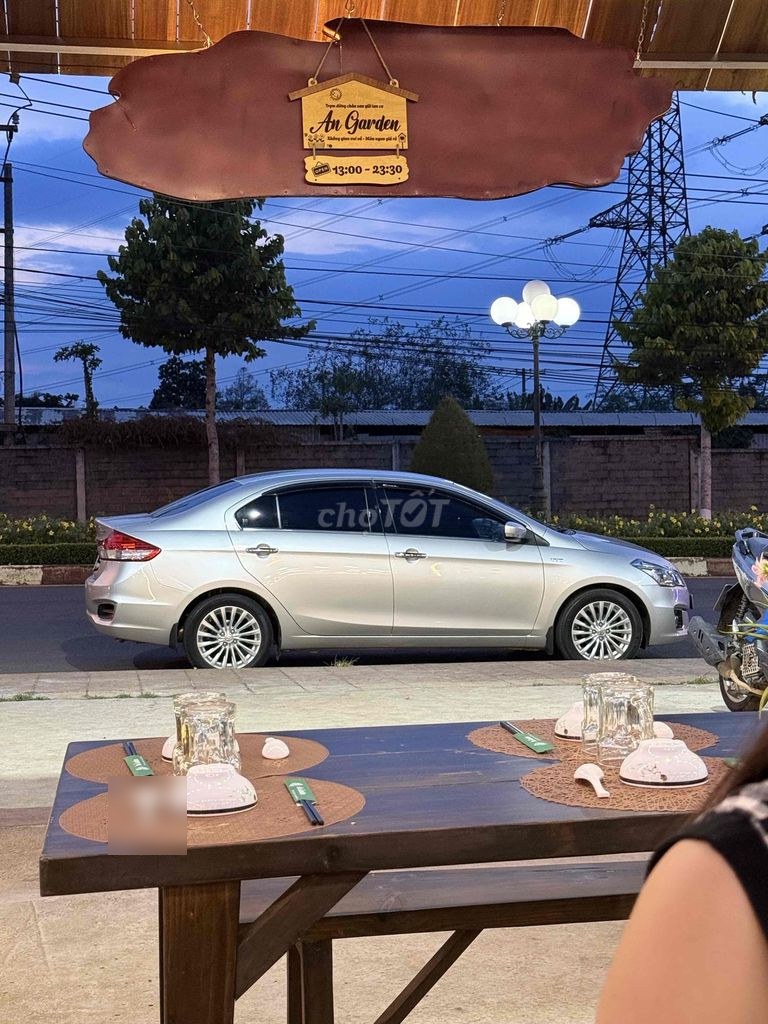Suzuki Ciaz 2018 - ảnh 1