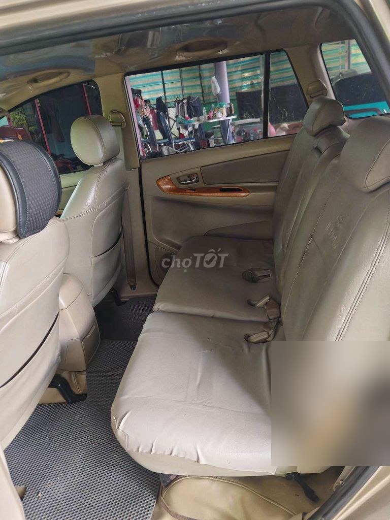Toyota Innova 2009 - ảnh 3