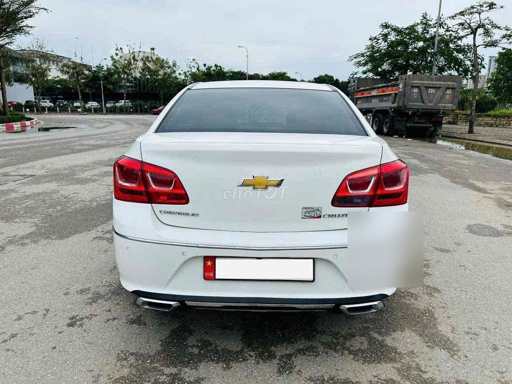 Chevrolet Cruze 2015 - ảnh 2