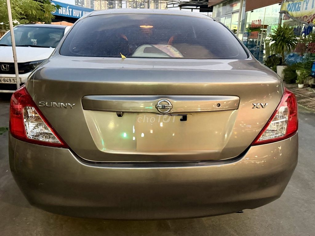 Nissan Sunny 2013 - ảnh 2