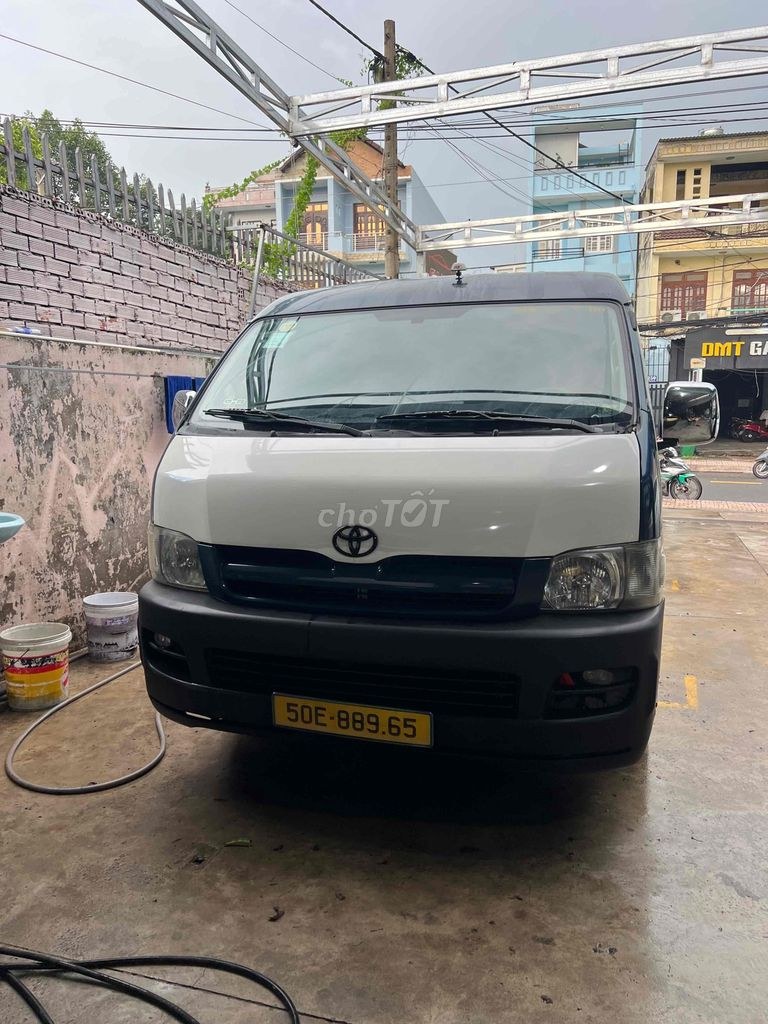 Toyota Hiace 2007 - ảnh 1