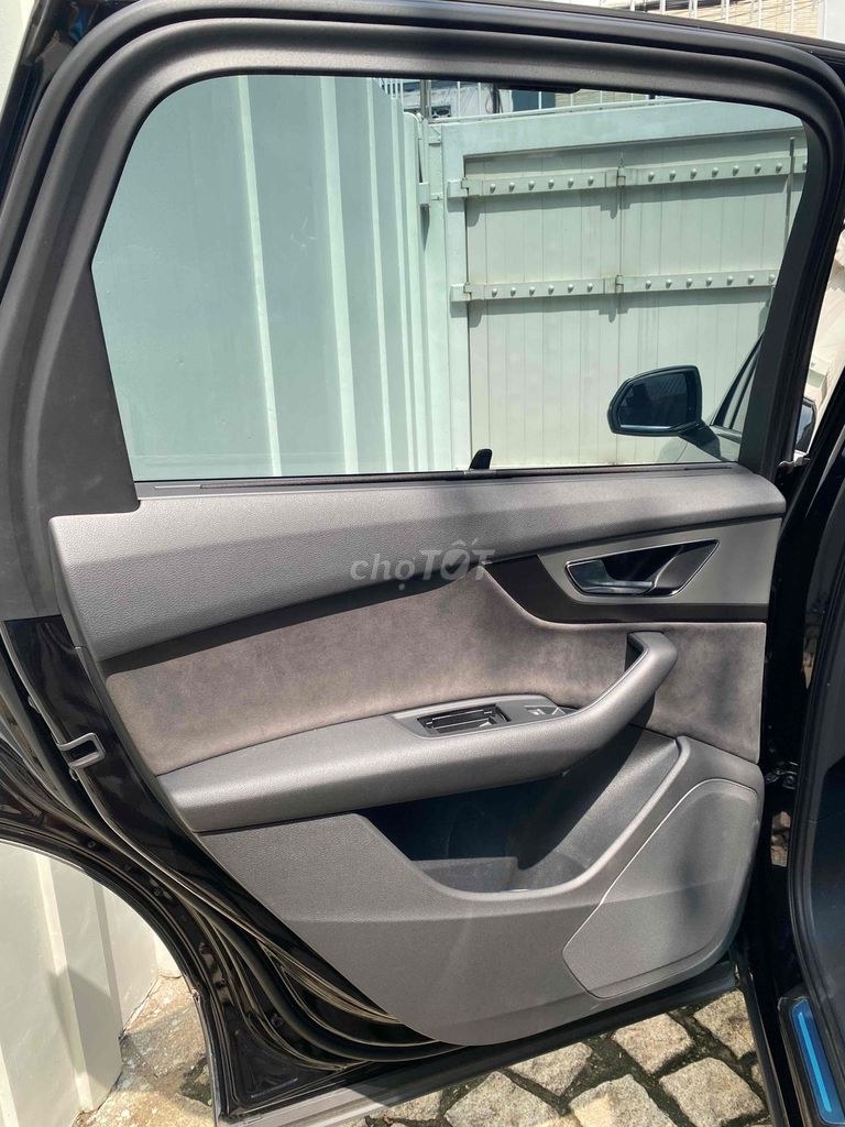 Audi Q7 2016 - ảnh 1