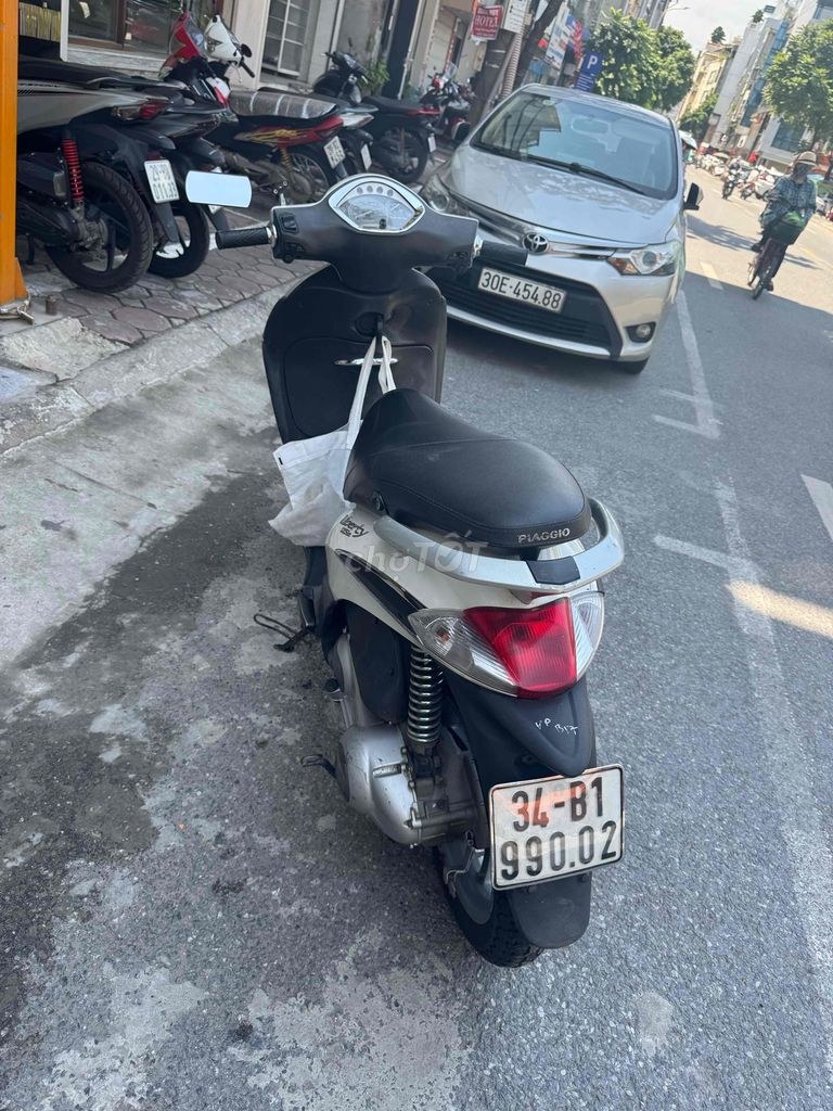 Piaggio 2010 - ảnh 1