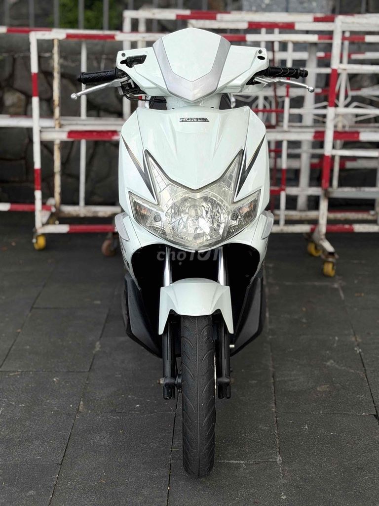 Honda 2010 - ảnh 1