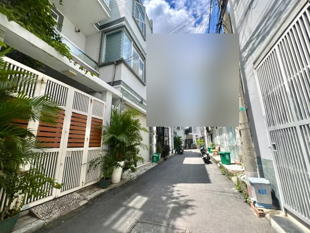 Real estate in Tp Hồ Chí Minh - photo 1