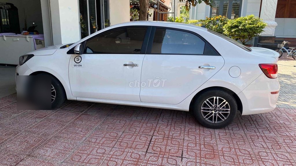 Kia Soluto 2024 - ảnh 1