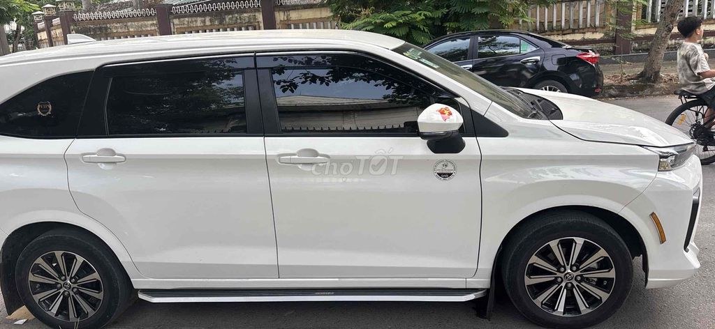 Toyota Avanza Premio 2024 - ảnh 1