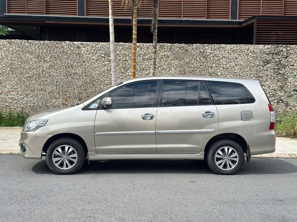 Toyota Innova 2015 - ảnh 1