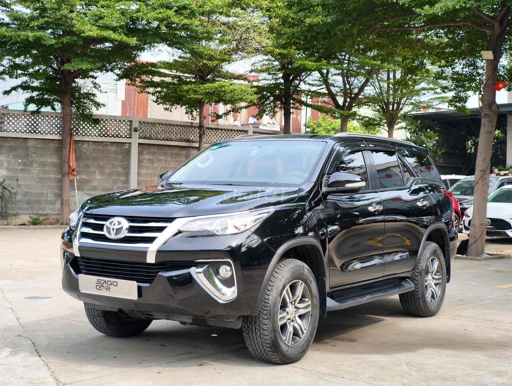 Toyota Fortuner 2017 - ảnh 1