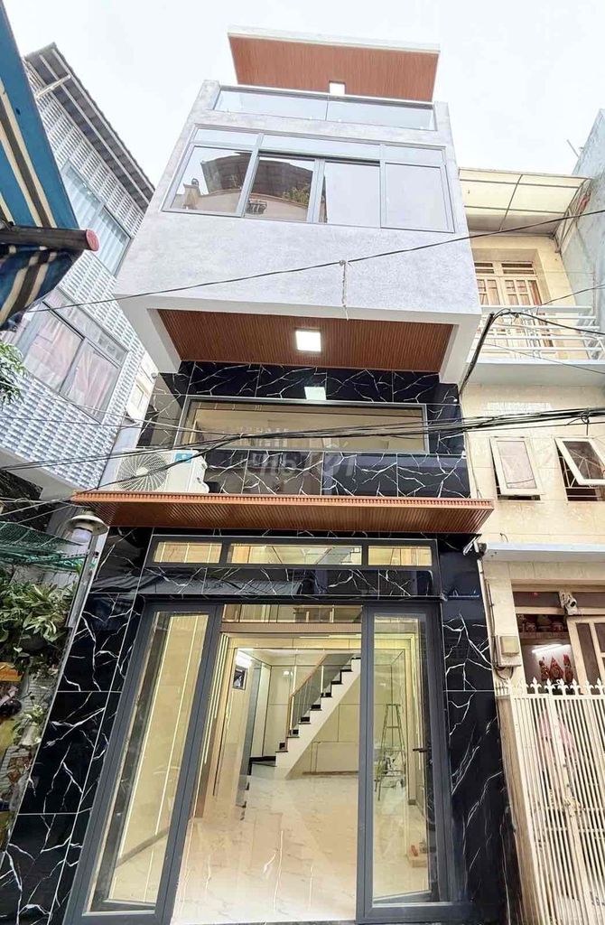 Real estate in Tp Hồ Chí Minh - photo 1
