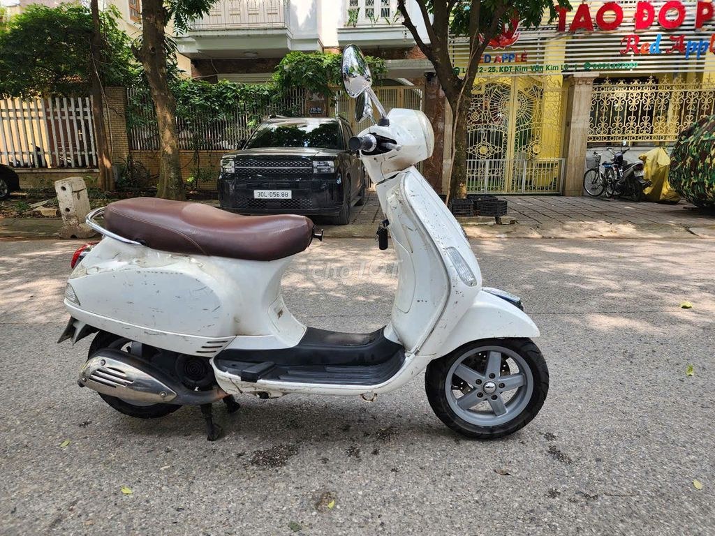 Piaggio 2012 - ảnh 1