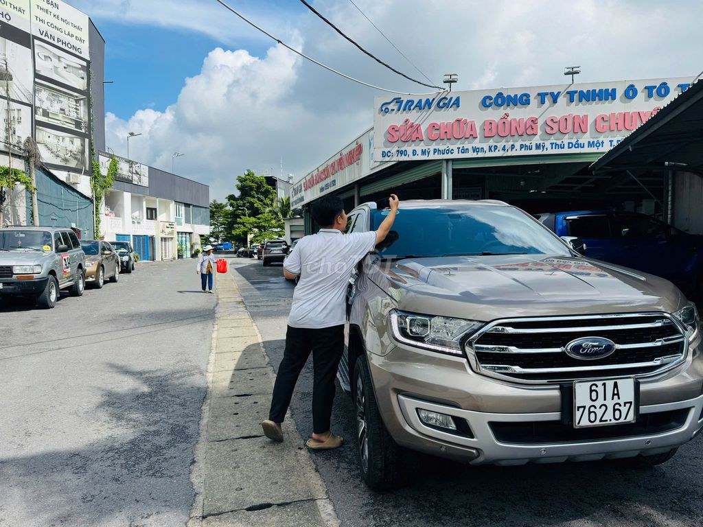 Ford Everest 2019 - ảnh 1