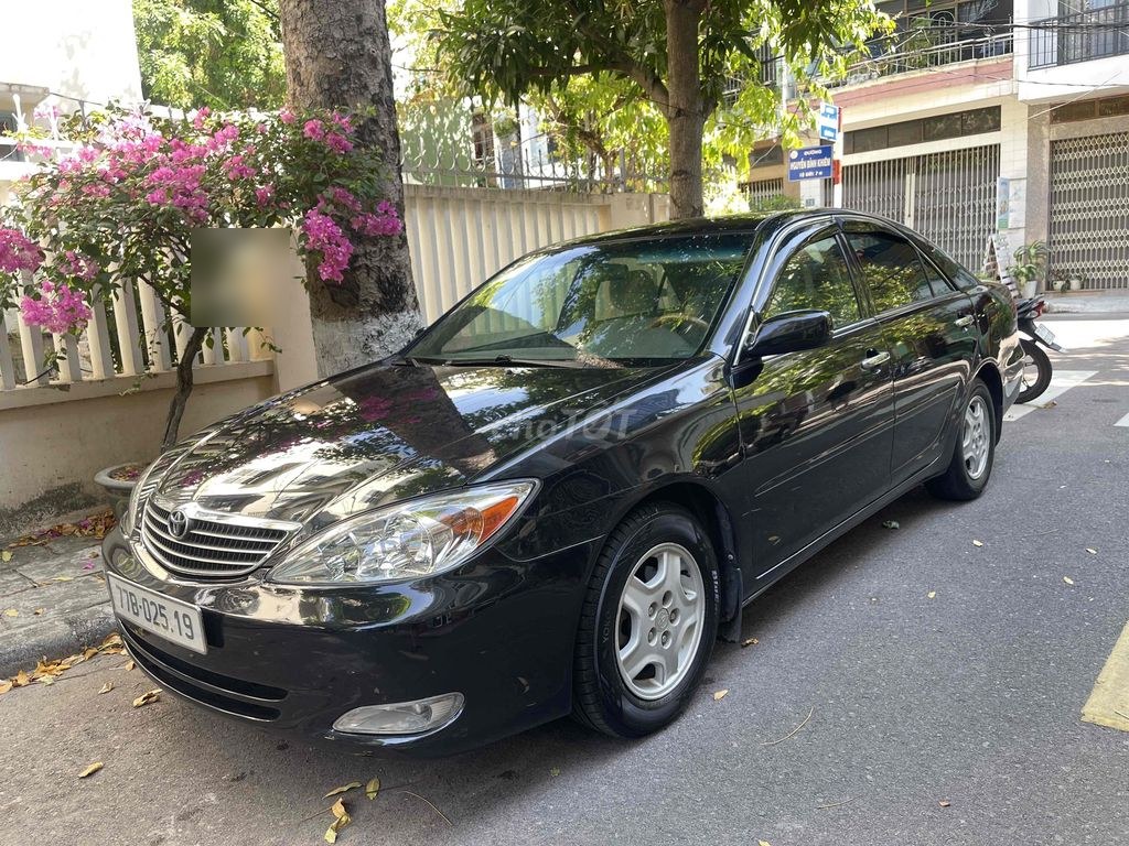 Toyota Camry 2002 - ảnh 1