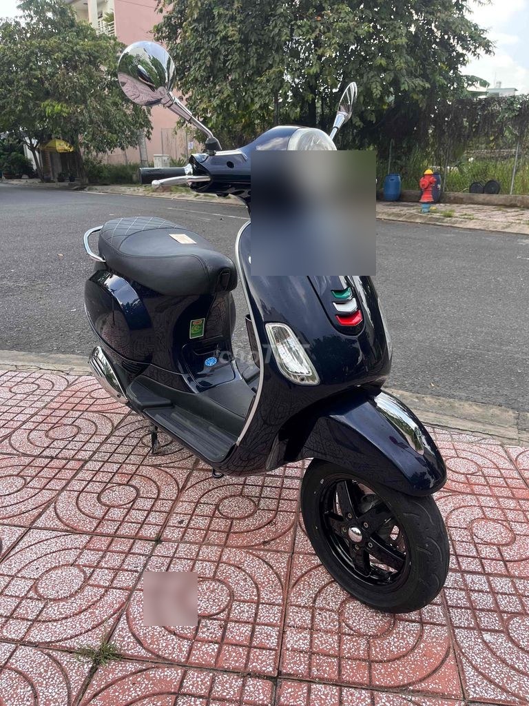 Vespa 2010 - ảnh 1