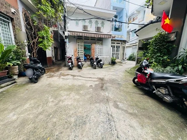 Real estate in Tp Hồ Chí Minh - photo 1