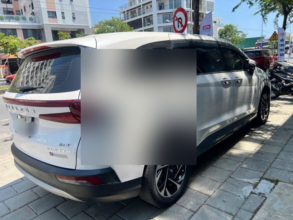 Hyundai Custin 2023 - ảnh 2