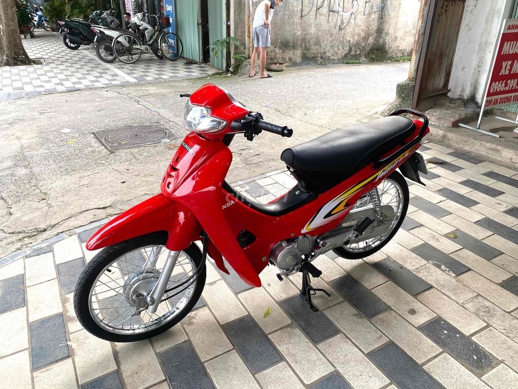 Honda 2005 - ảnh 1
