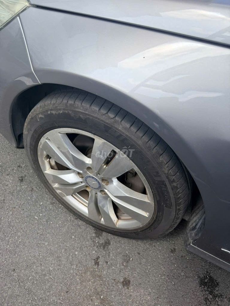 Mercedes Benz E Class 2012 - ảnh 1
