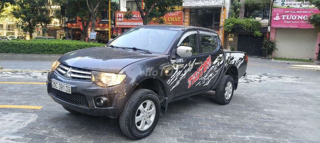 Mitsubishi Triton 2014 - ảnh 1