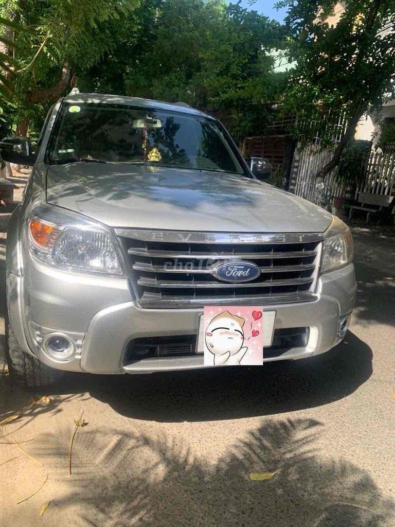 Ford Everest 2011 - ảnh 1