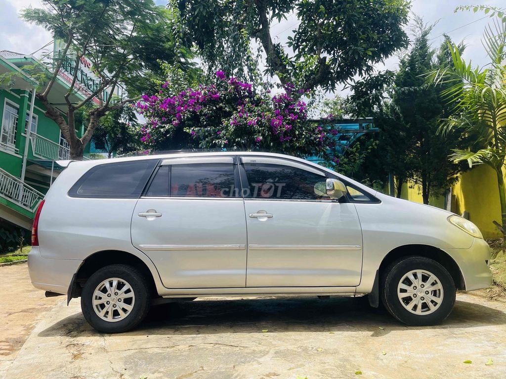 Toyota Innova 2008 - ảnh 1
