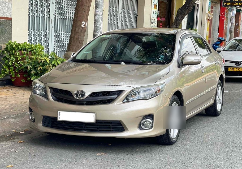 Toyota Corolla Altis 2014 - ảnh 1