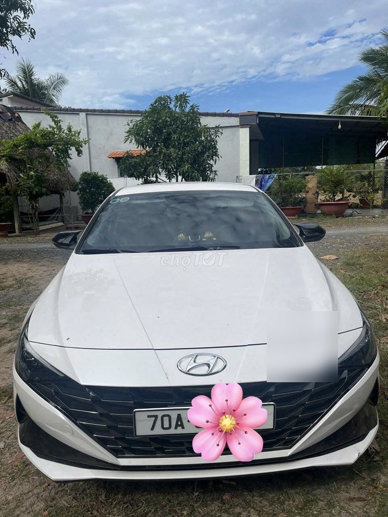 Hyundai Elantra 2024 - ảnh 1