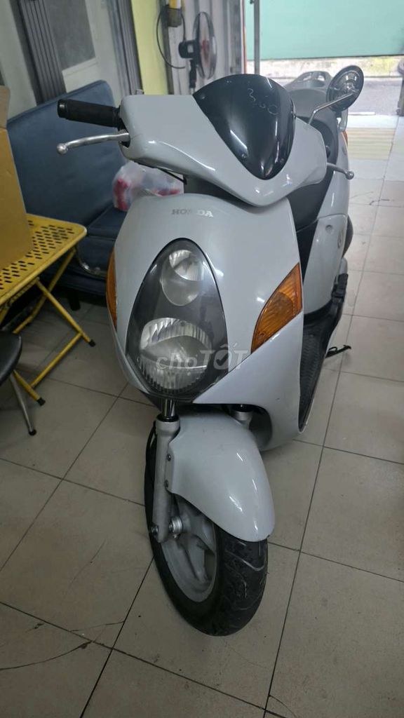 Honda 2004 - ảnh 1