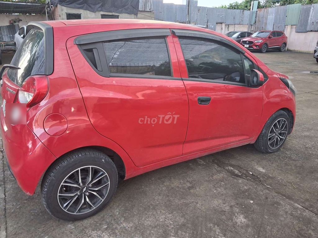Chevrolet Spark 2015 - ảnh 2