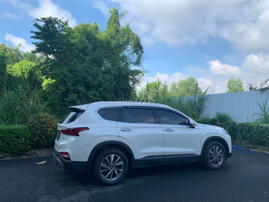 Hyundai Santa Fe 2020 - ảnh 1