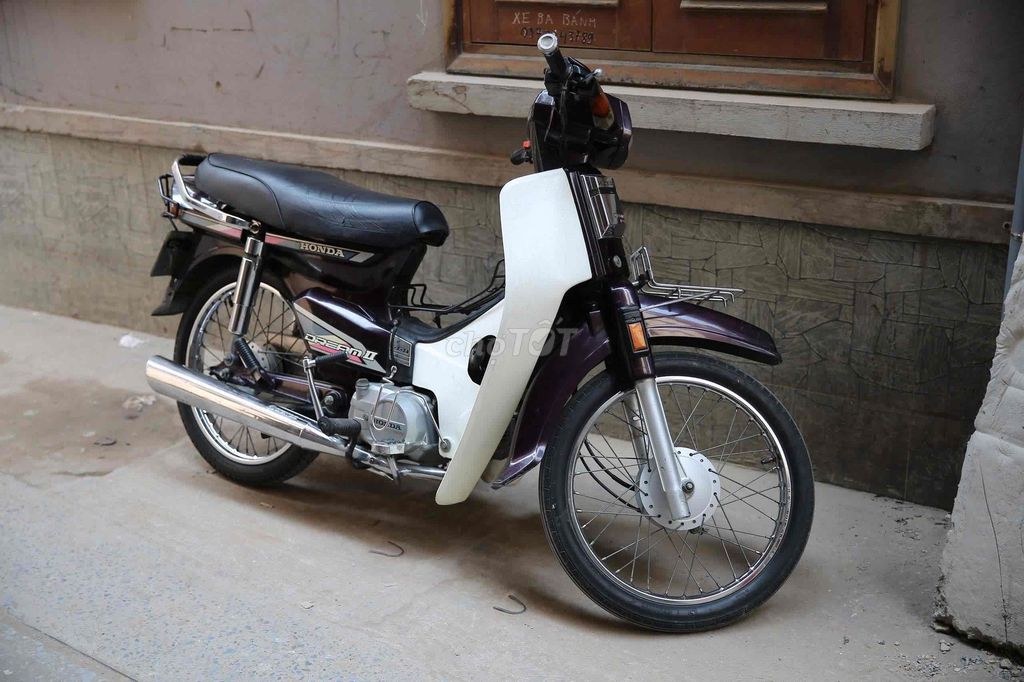 Honda 1995 - ảnh 1