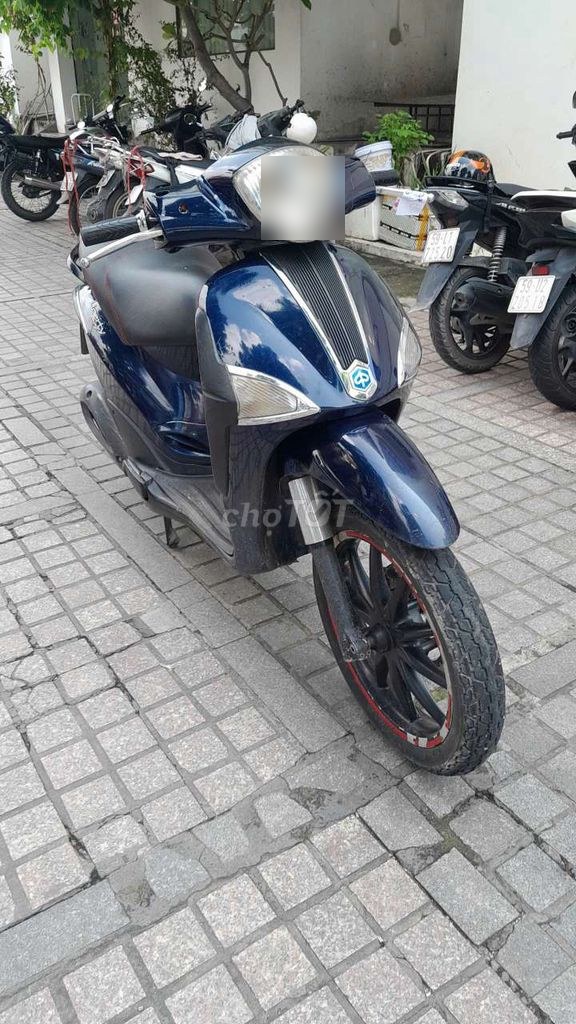 Piaggio 2012 - ảnh 1