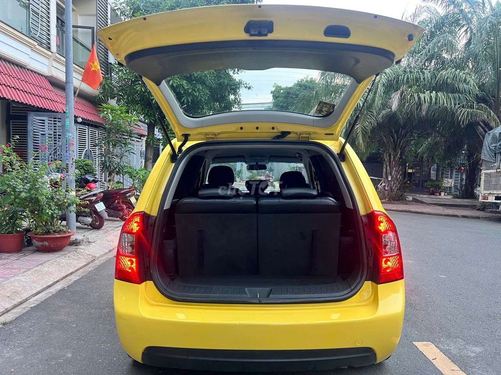 Kia Carens 2010 - ảnh 1