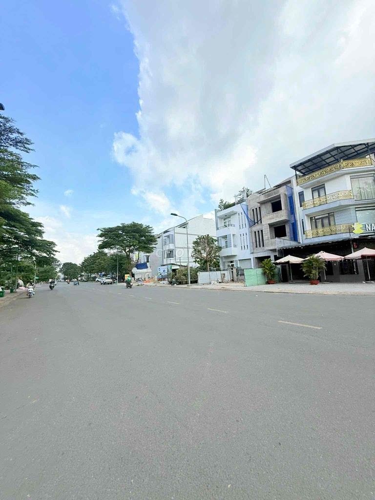 Bất động sản tại Tp Hồ Chí Minh - ảnh 1
