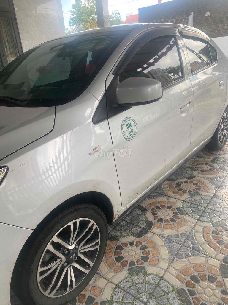 Mitsubishi Attrage 2023 - ảnh 1