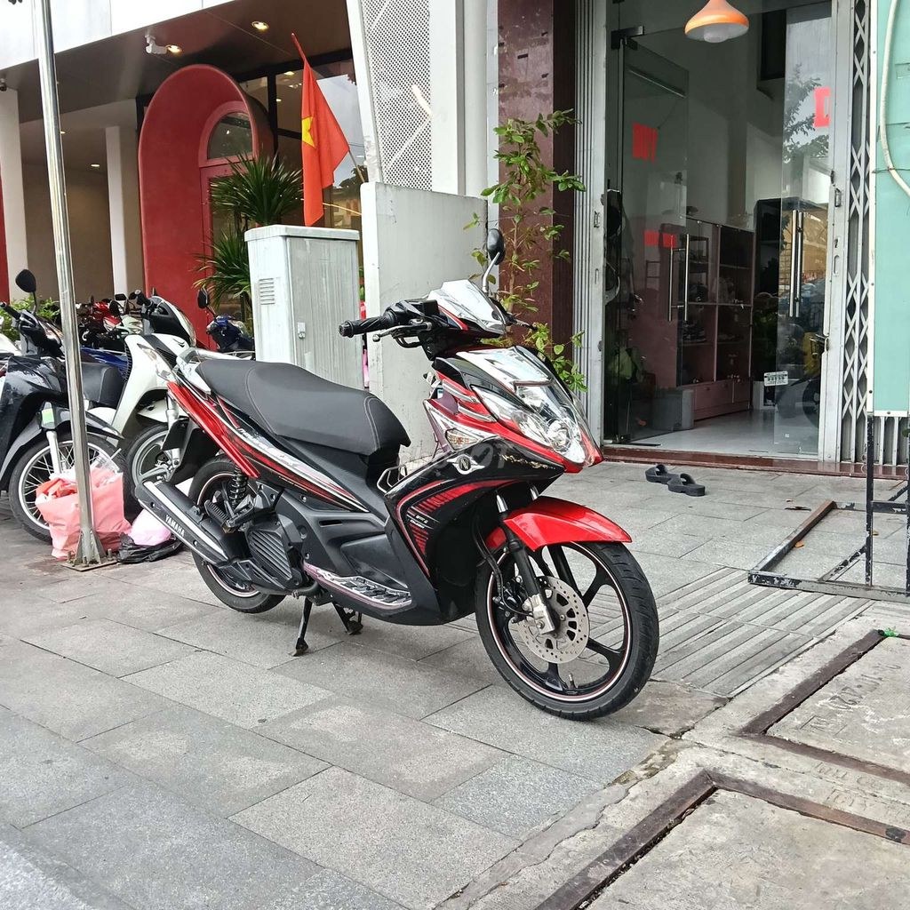 Yamaha 2012 - ảnh 1